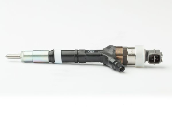 Side view of DENSO DCRI100750 Injectors