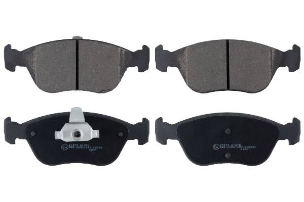 SWAG 55 91 6506 Brake pad set Front Axle, with piston clip-image-9907806